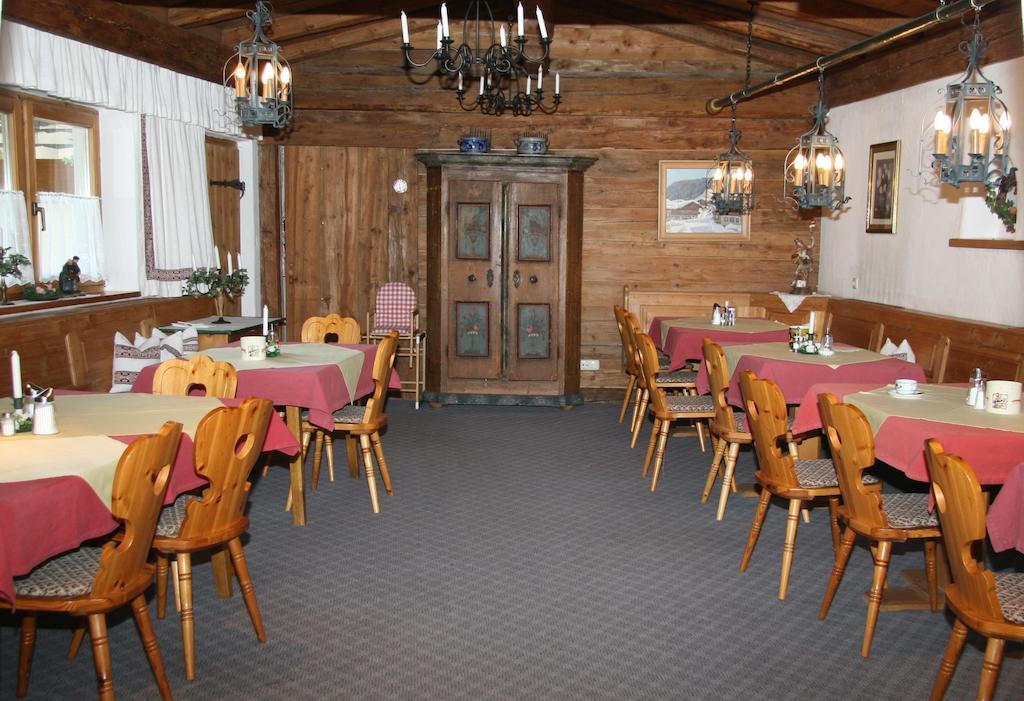 Gasthof Pension Lanzenhof Going am Wilden Kaiser ภายนอก รูปภาพ