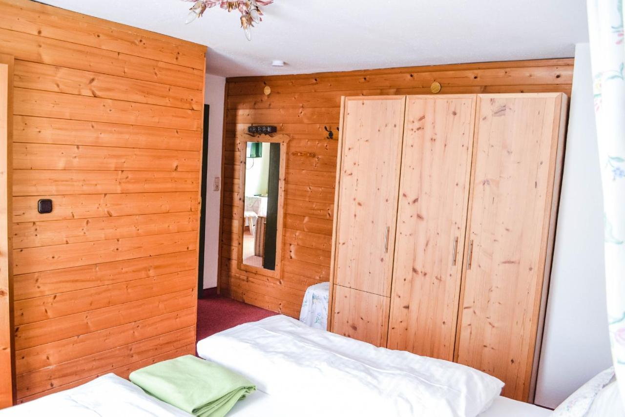 Gasthof Pension Lanzenhof Going am Wilden Kaiser ภายนอก รูปภาพ