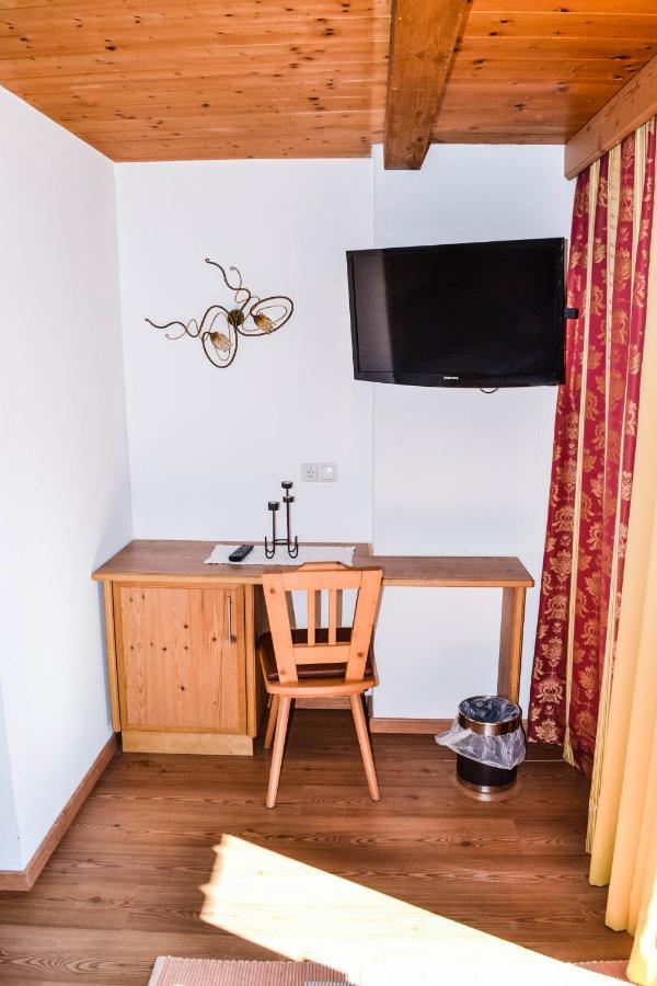 Gasthof Pension Lanzenhof Going am Wilden Kaiser ภายนอก รูปภาพ